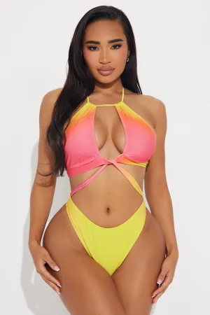Alenia Cutout 1 Piece Monokini - Red/combo