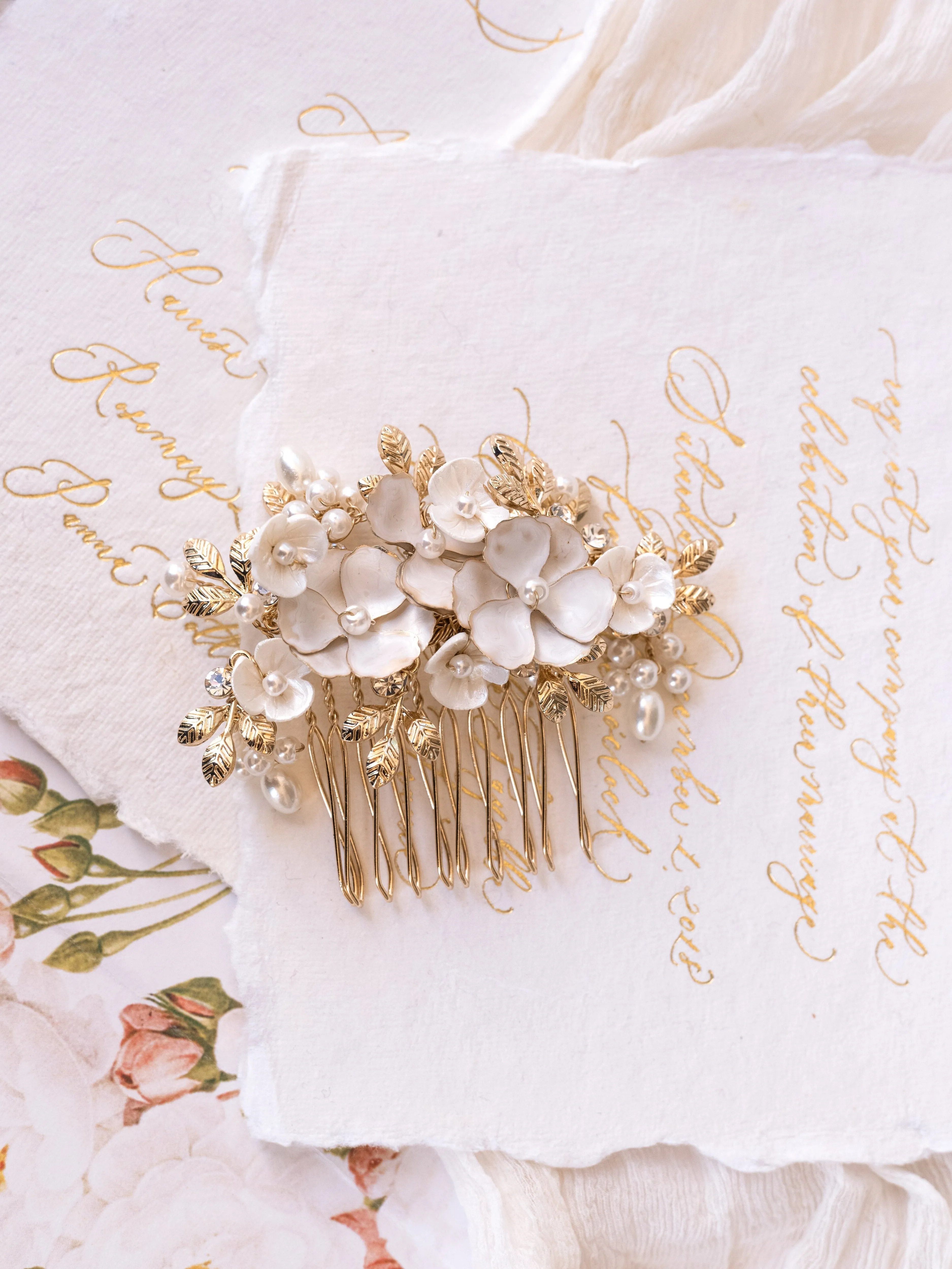 Elle - Dainty Floral Bridal Hair Comb