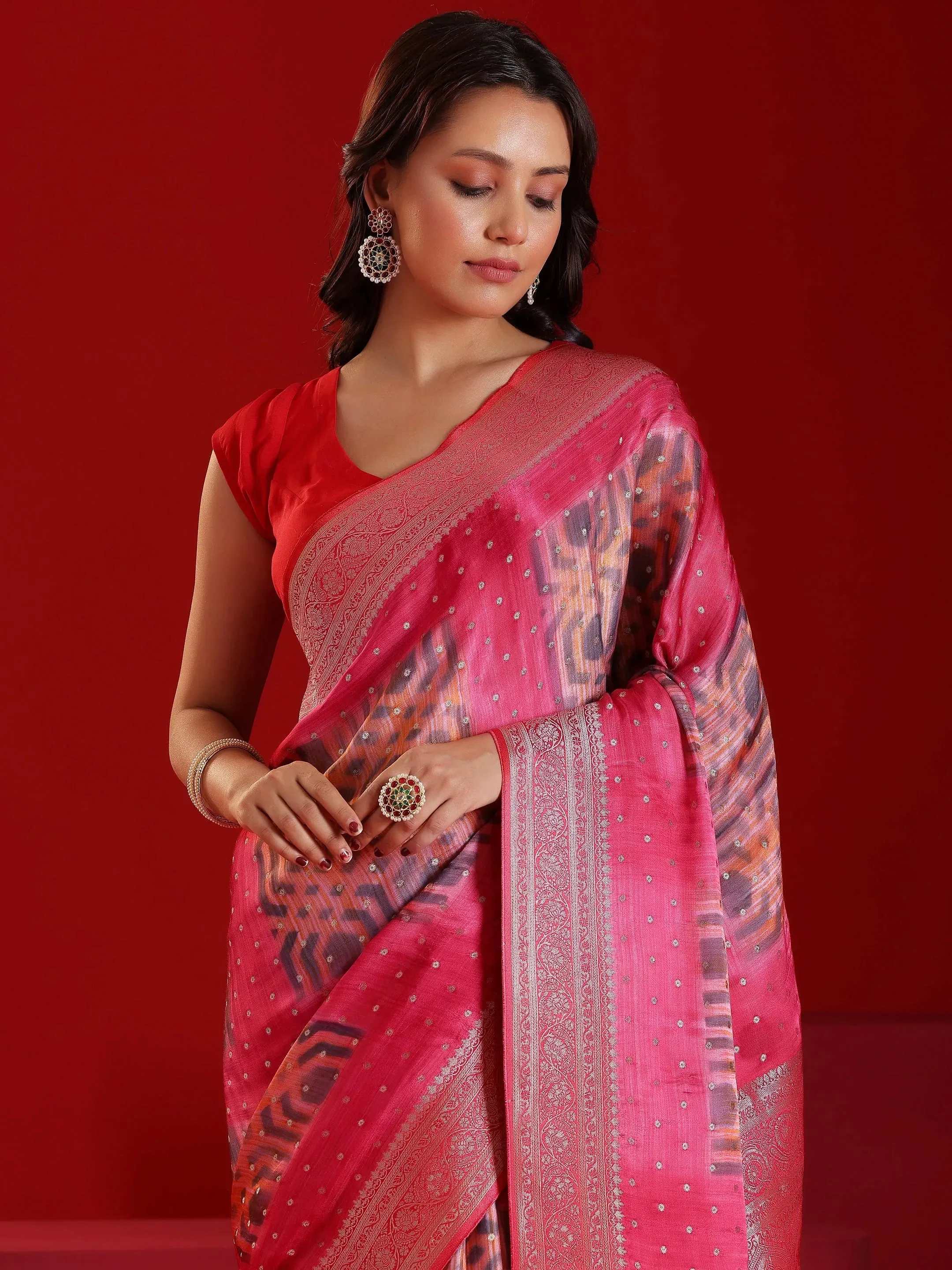 Jashvi Art Red Printed Satin Saree With Unstitched  Blouse Piece