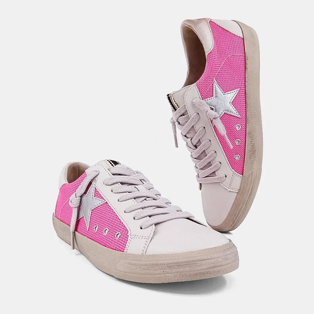 Pilar Low Top Sneaker
