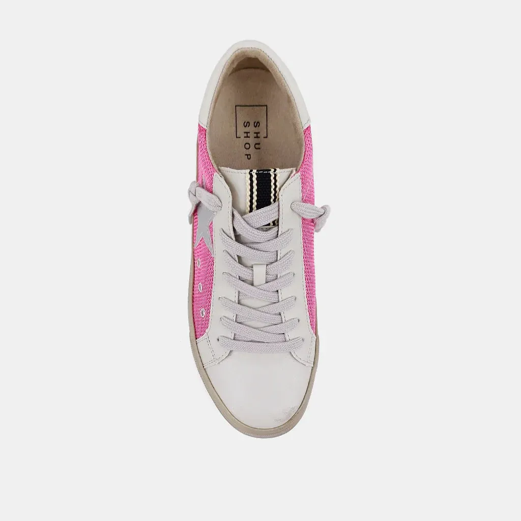 Pilar Low Top Sneaker
