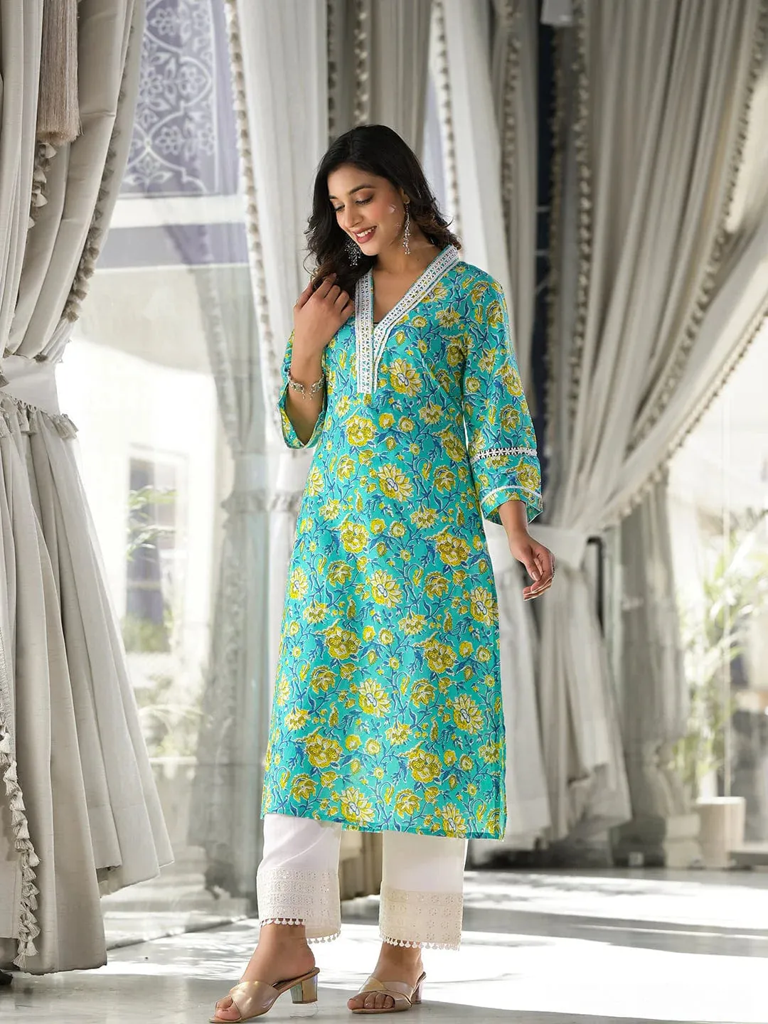 Sea Green Floral Printed Cotton Kurta With Threadwork