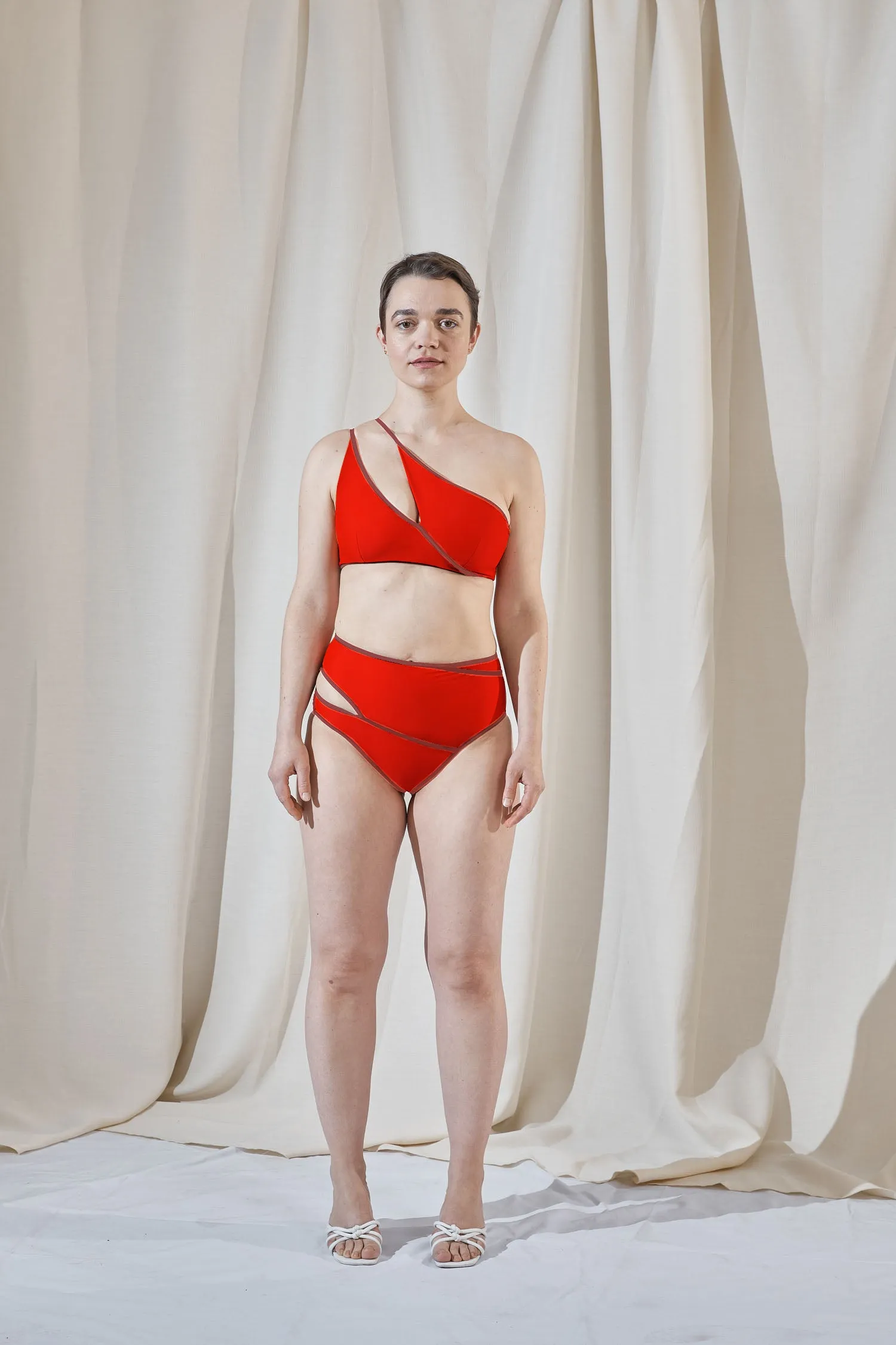 SPIRAL HIGH-RISE BIKINI BOTTOM / RED